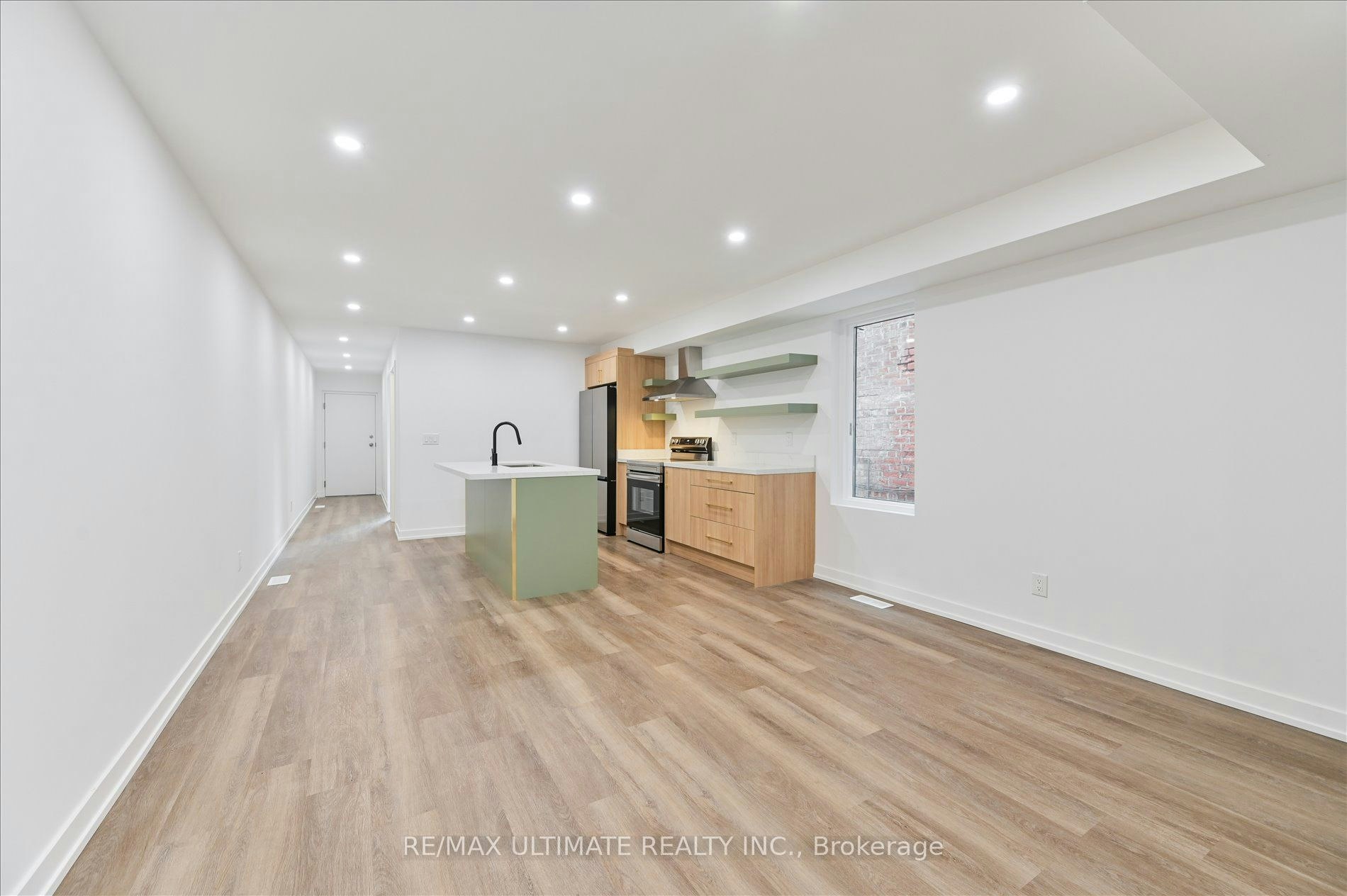 1-21 Lappin Avenue, Toronto, ON, M6H 1Y3 - 6