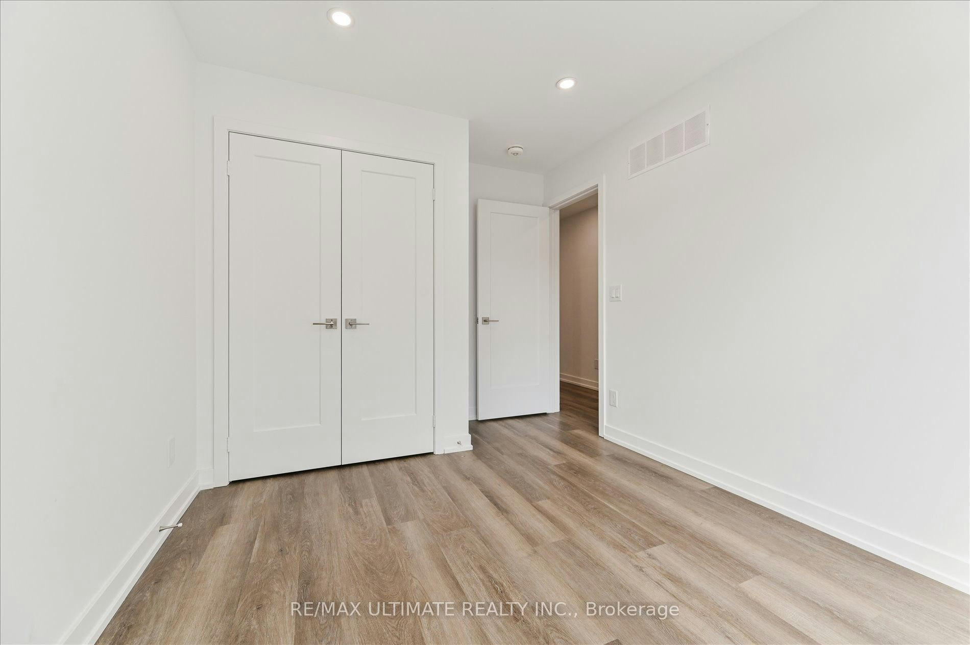 1-21 Lappin Avenue, Toronto, ON, M6H 1Y3 - 14