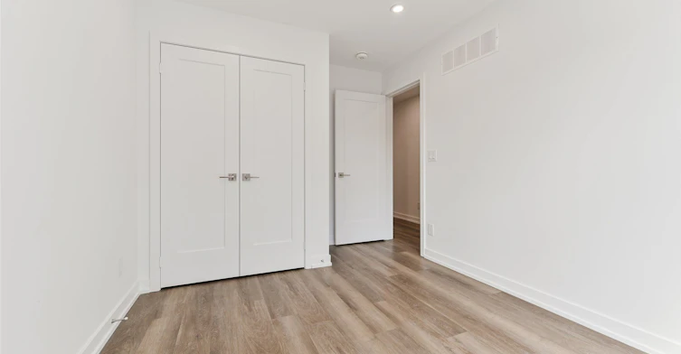 1-21 Lappin Avenue, Toronto, ON, M6H 1Y3 - 14