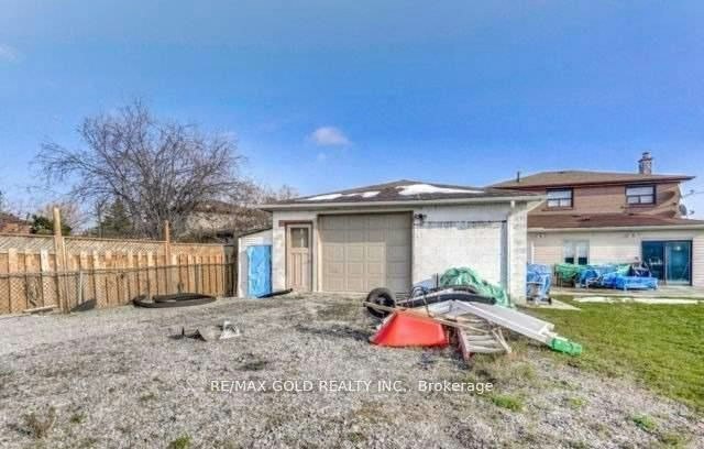 Basement-6 Monaco Court, Toronto, ON, M3N 1R8 - 32