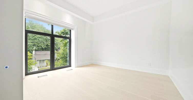 28 Pine Avenue S, Mississauga, ON, L5H 2P6 - 26