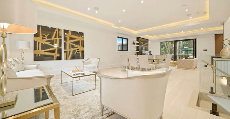 28 Pine Avenue S, Mississauga, ON, L5H 2P6 - 6