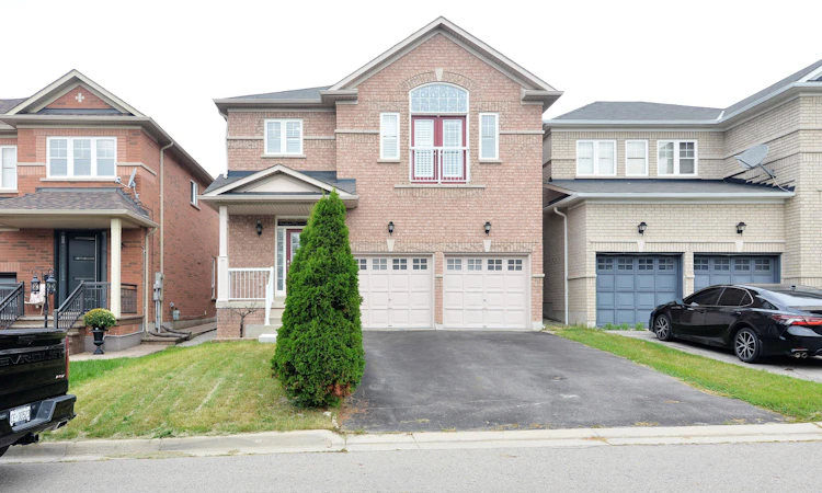 44 Pergola Way