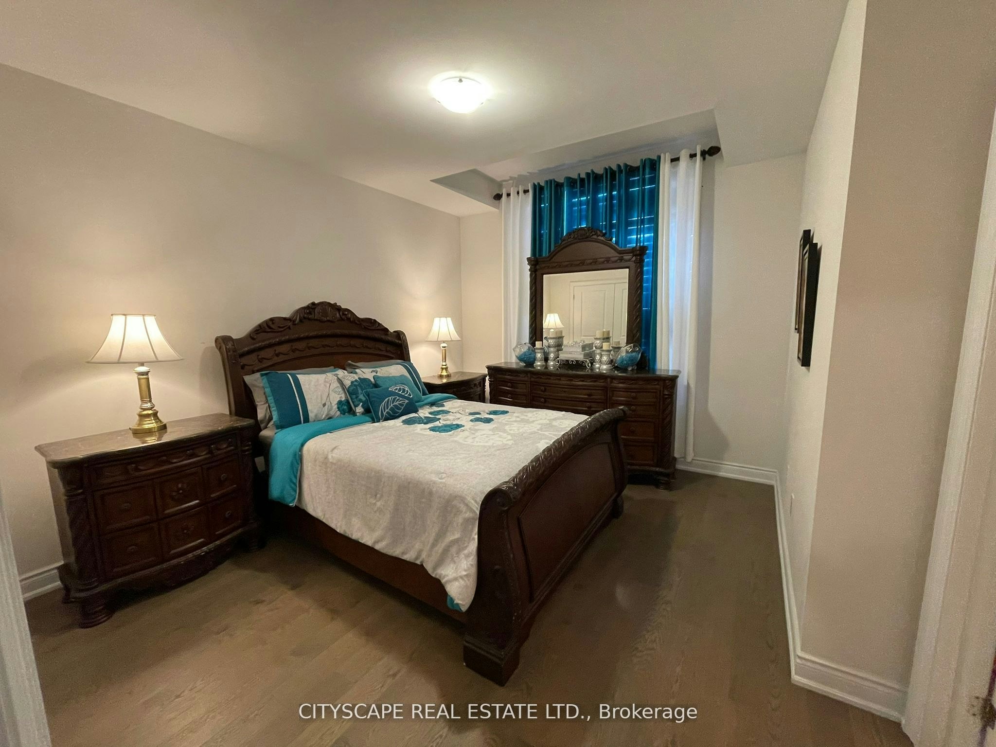 3041 Post Road, Oakville, ON, L6H 7C4 - 18