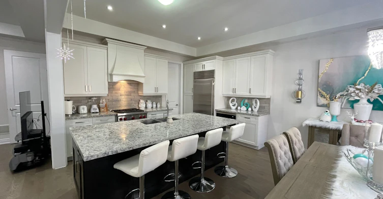 3041 Post Road, Oakville, ON, L6H 7C4 - 7