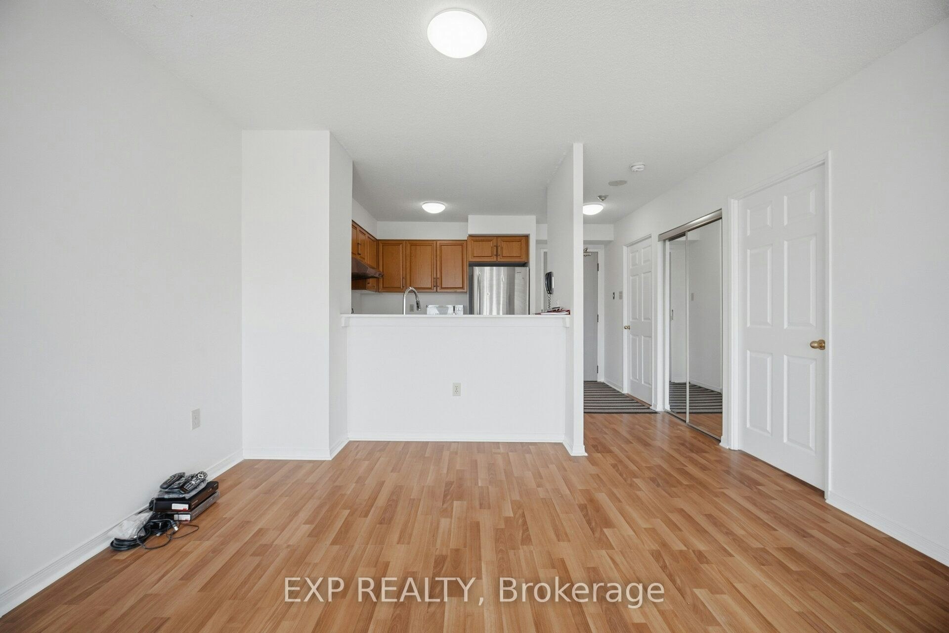 808-2155 Burnhamthorpe Road W, Mississauga, ON, L5L 5P4 - 6