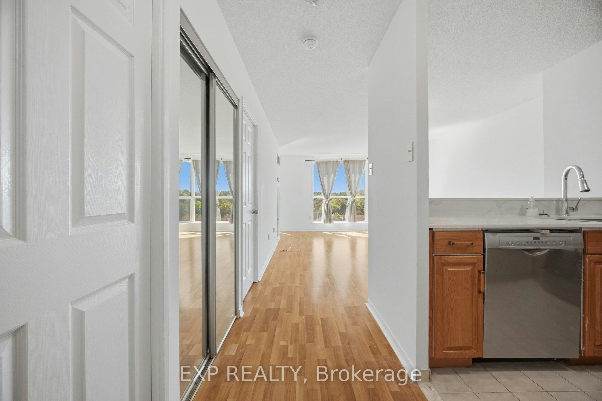 808-2155 Burnhamthorpe Road W, Mississauga, ON, L5L 5P4 - 4