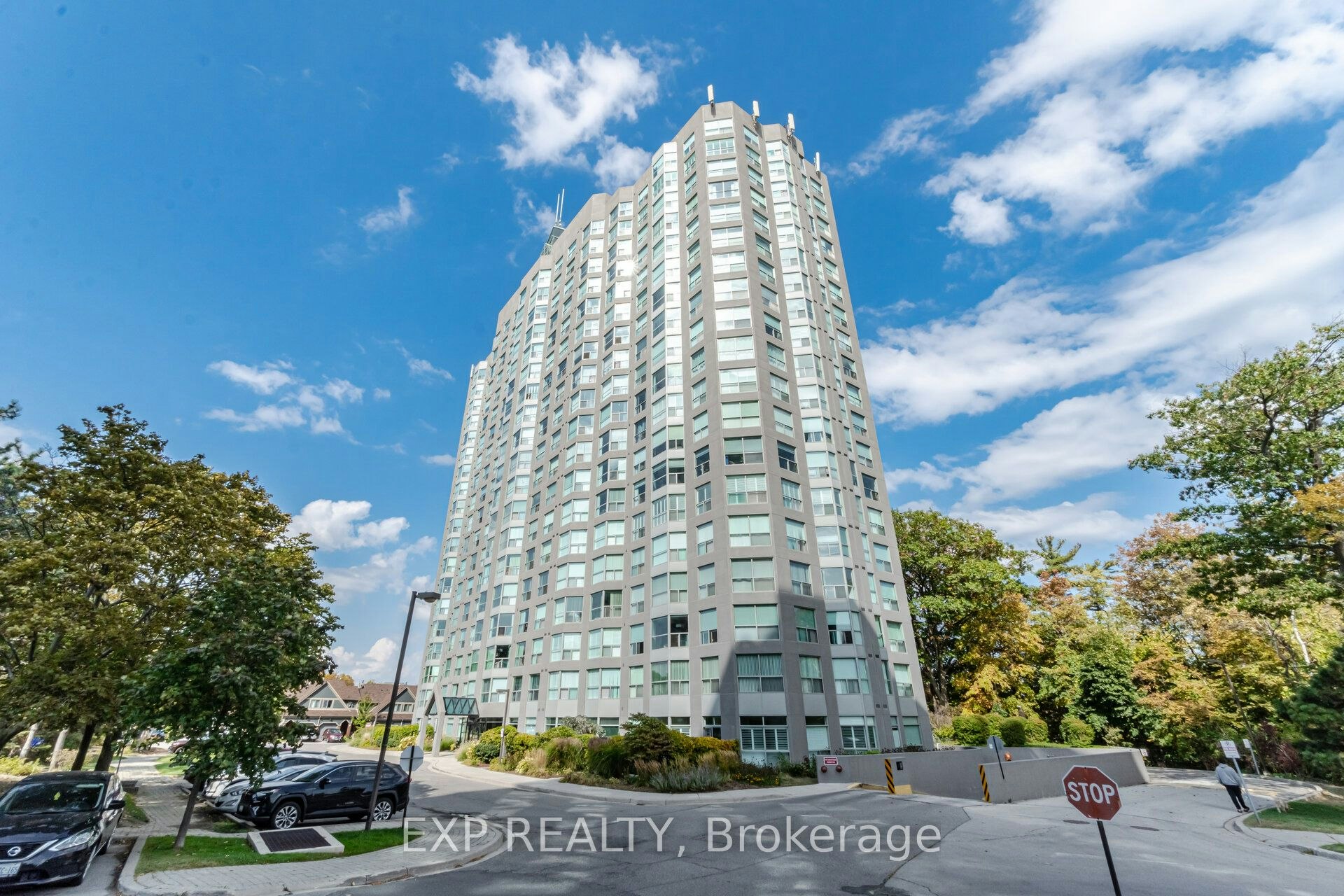 808-2155 Burnhamthorpe Road W, Mississauga, ON, L5L 5P4 - 2