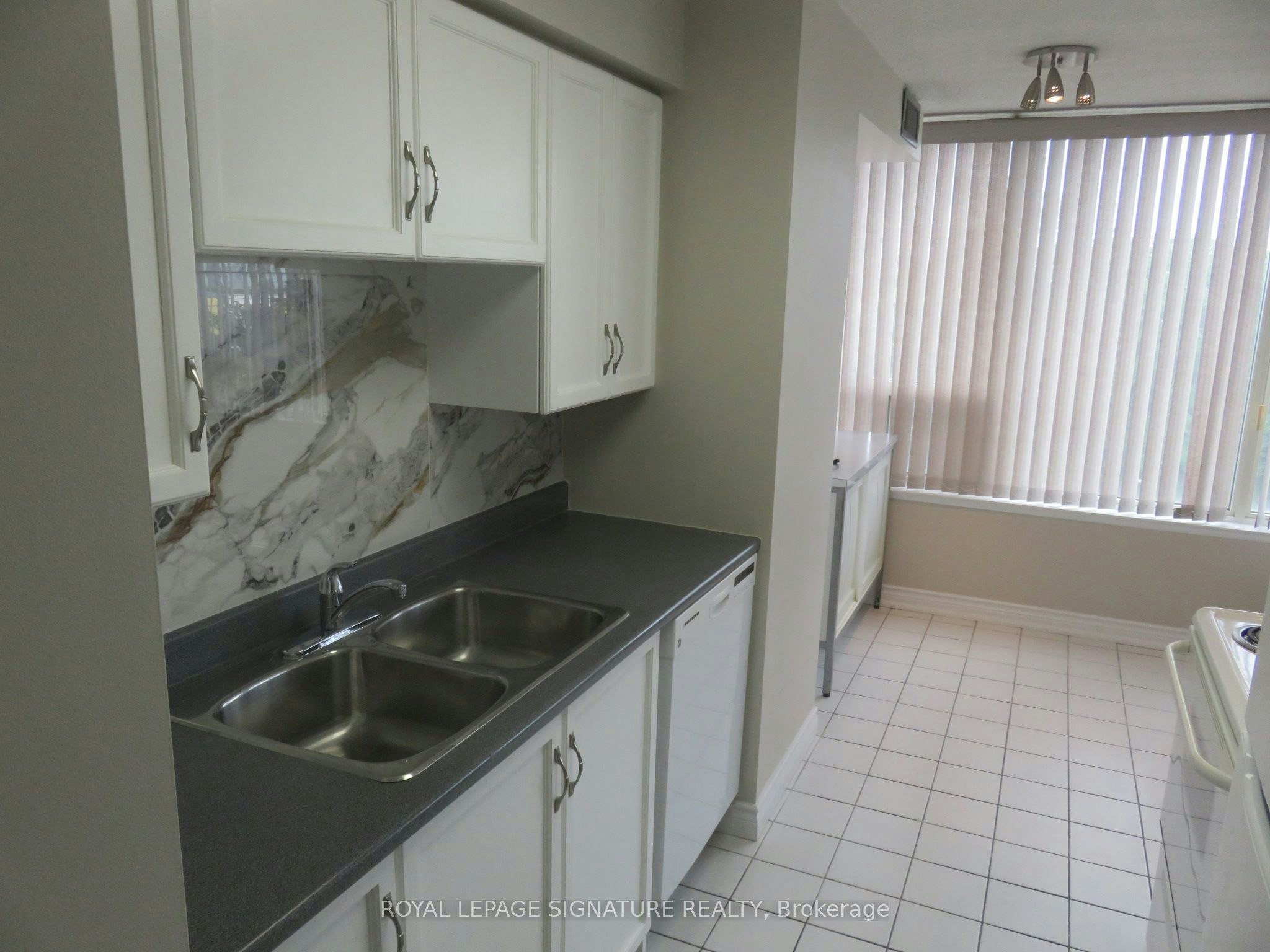 408-700 Constellation Drive, Mississauga, ON, L5R 3G8 - 8