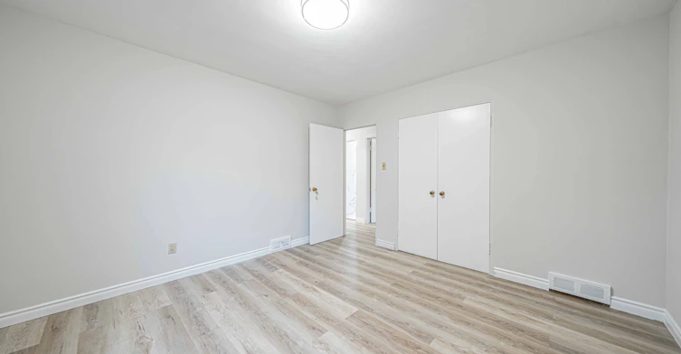 Upper-22 Carysfort Road, Toronto, ON, M8Z 4X2 - 20