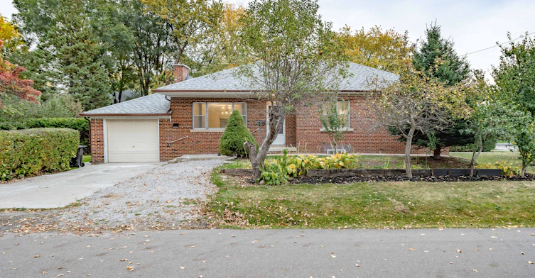 Upper-22 Carysfort Road, Toronto, ON, M8Z 4X2 - 48