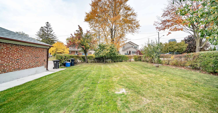 Upper-22 Carysfort Road, Toronto, ON, M8Z 4X2 - 47
