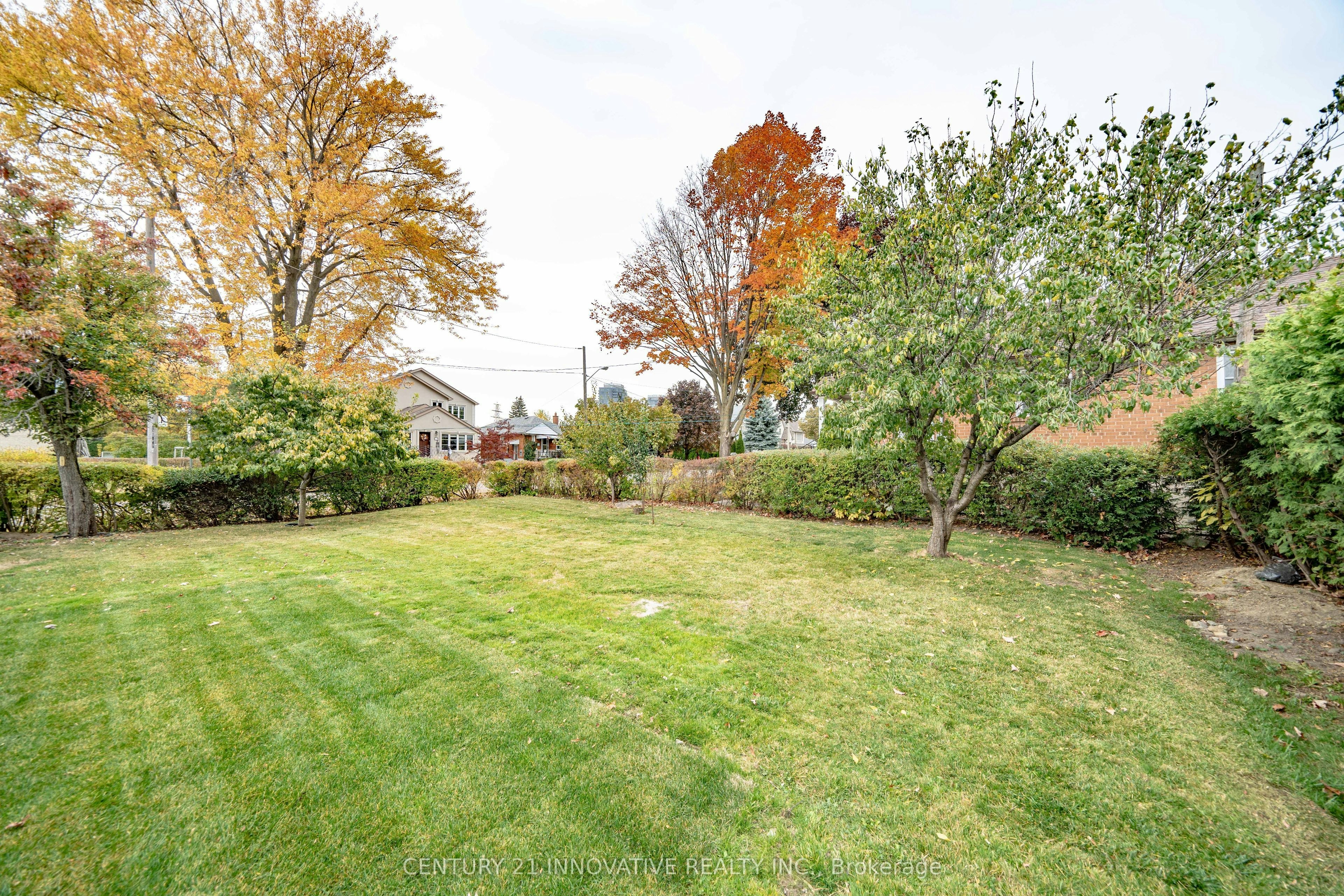 Upper-22 Carysfort Road, Toronto, ON, M8Z 4X2 - 41