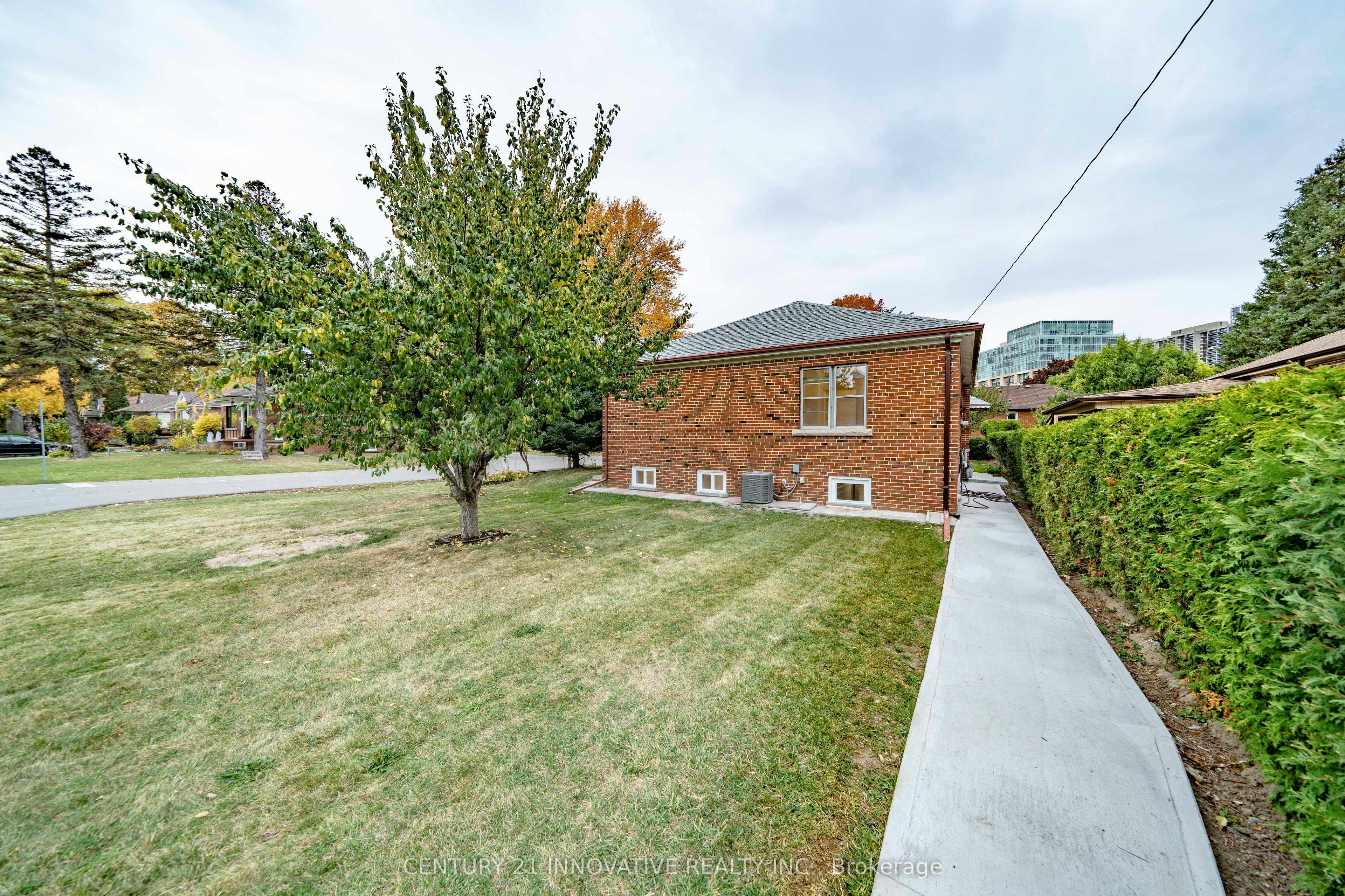 Upper-22 Carysfort Road, Toronto, ON, M8Z 4X2 - 39