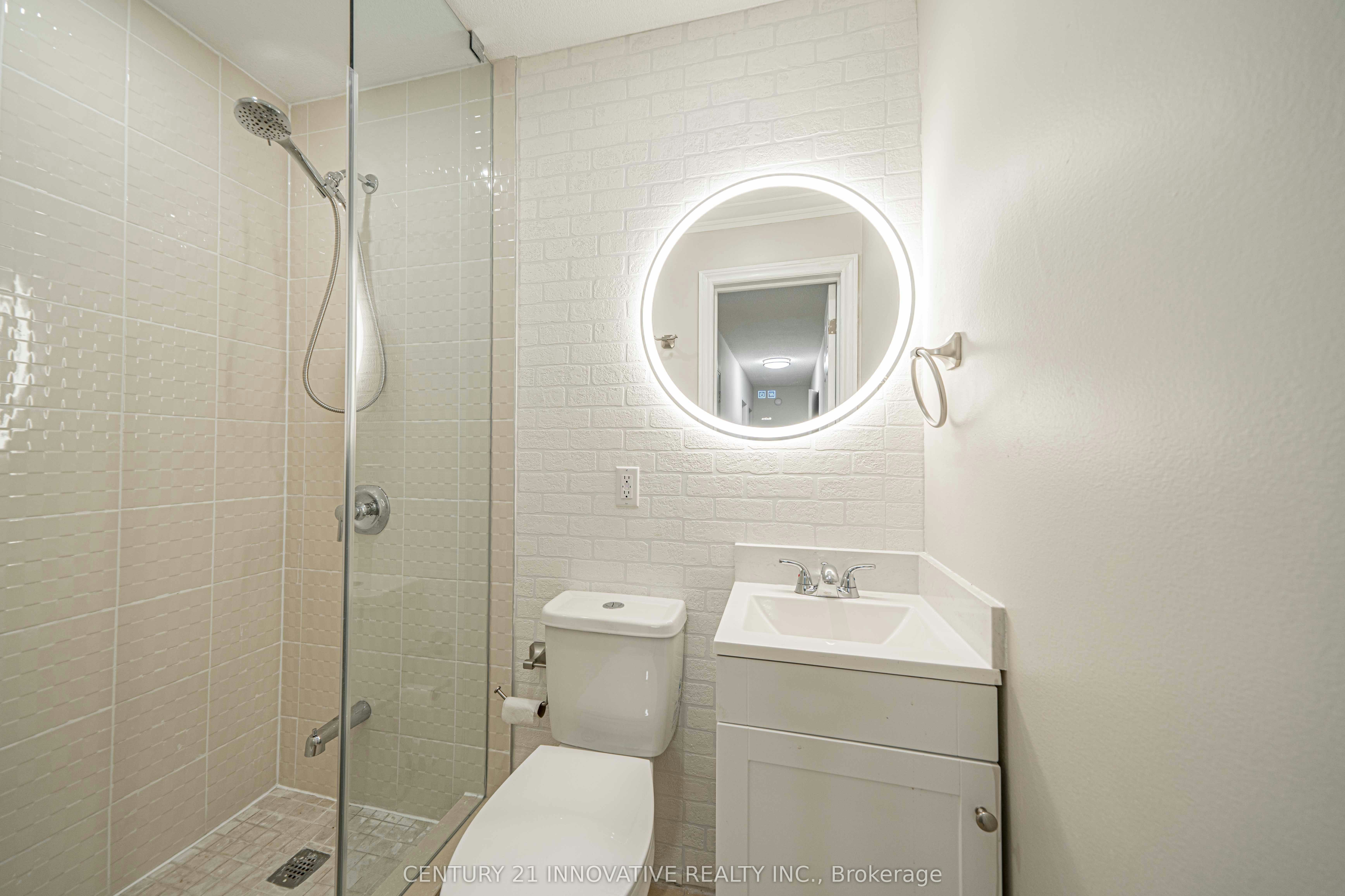 Upper-22 Carysfort Road, Toronto, ON, M8Z 4X2 - 33