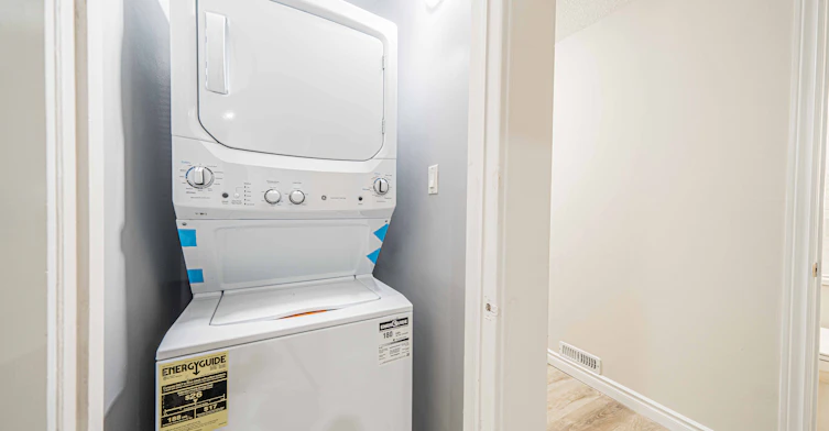 Upper-22 Carysfort Road, Toronto, ON, M8Z 4X2 - 35