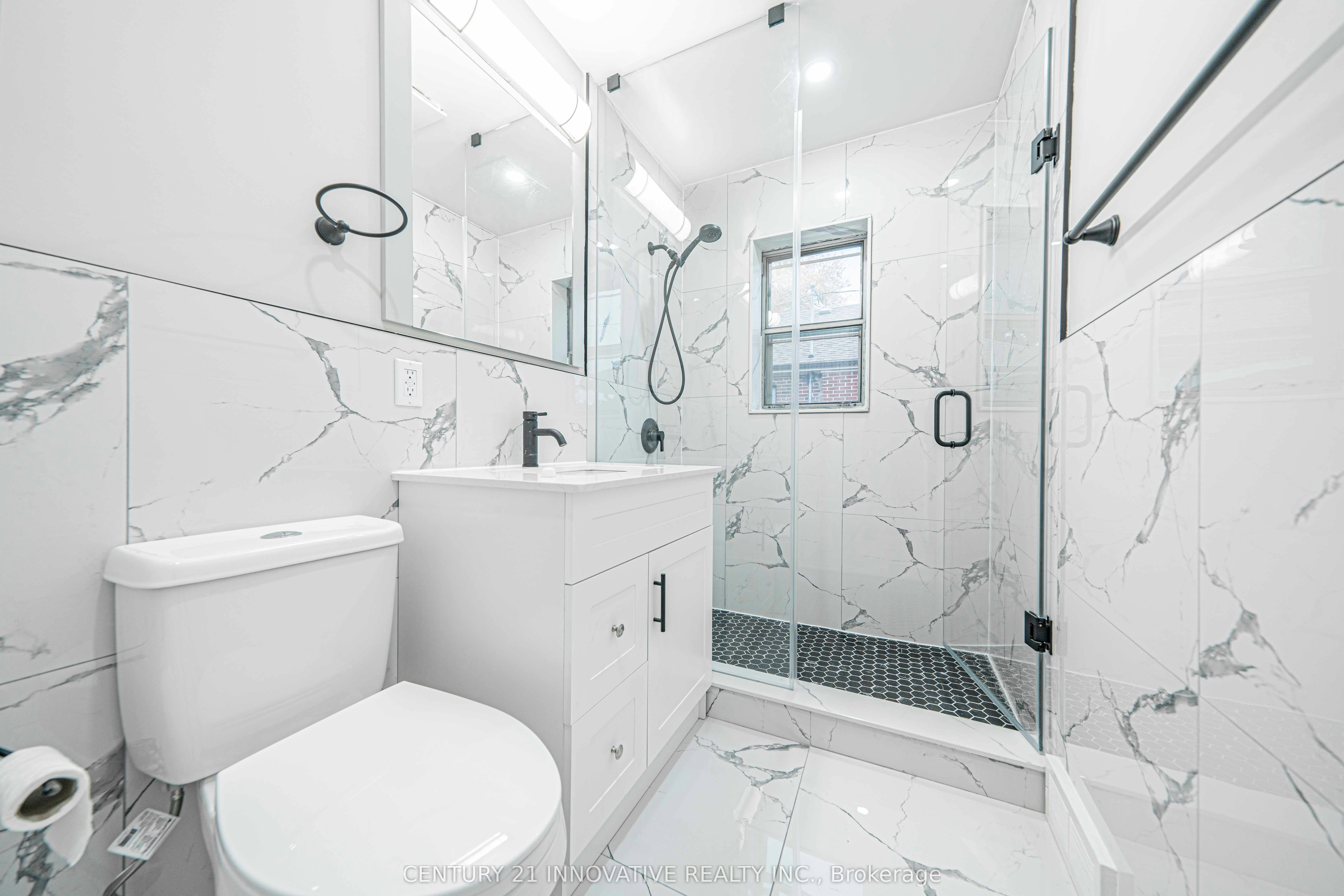 Upper-22 Carysfort Road, Toronto, ON, M8Z 4X2 - 32
