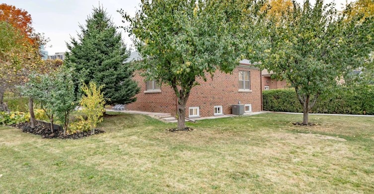 Upper-22 Carysfort Road, Toronto, ON, M8Z 4X2 - 38