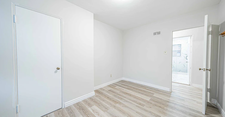 Upper-22 Carysfort Road, Toronto, ON, M8Z 4X2 - 26