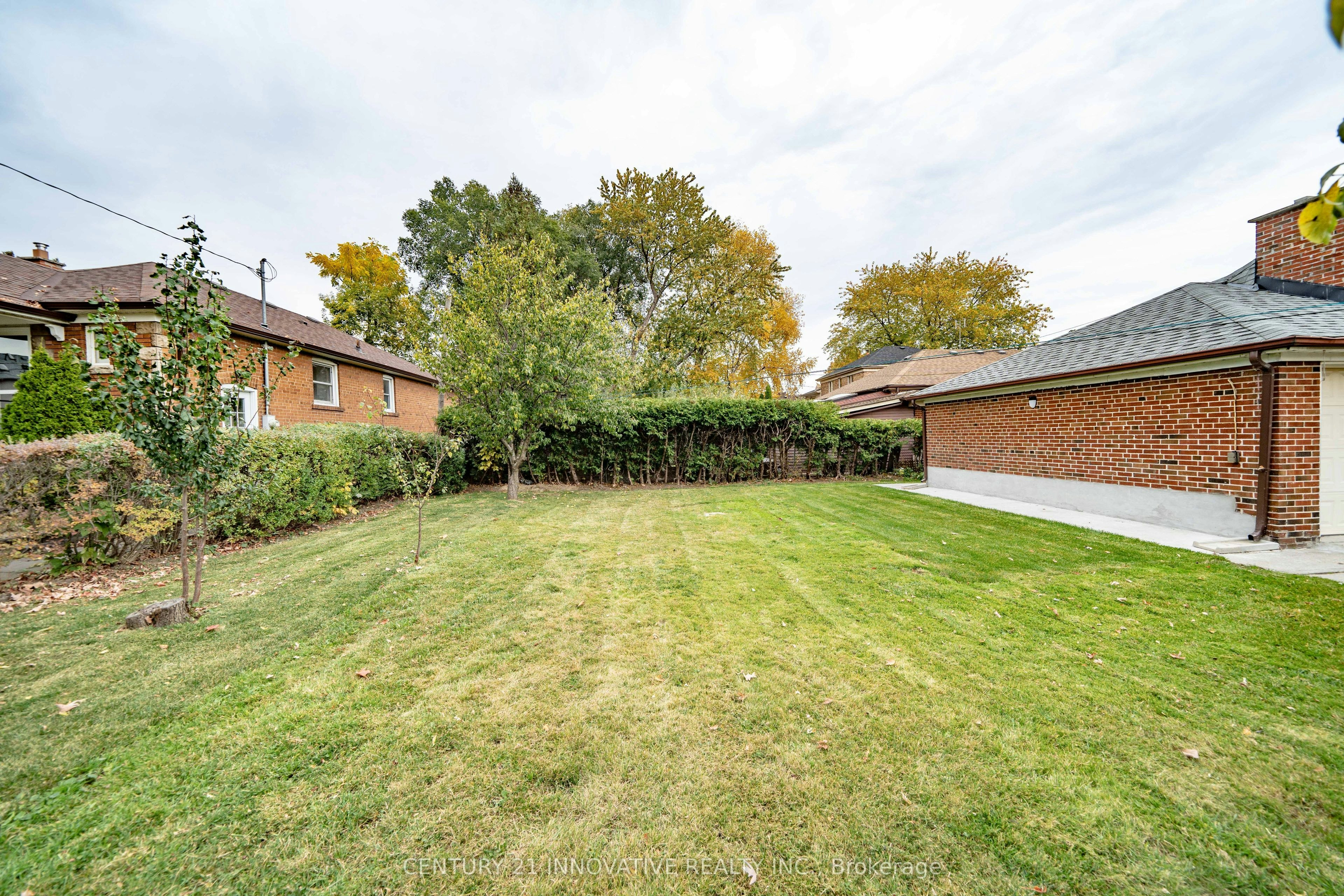 Upper-22 Carysfort Road, Toronto, ON, M8Z 4X2 - 44