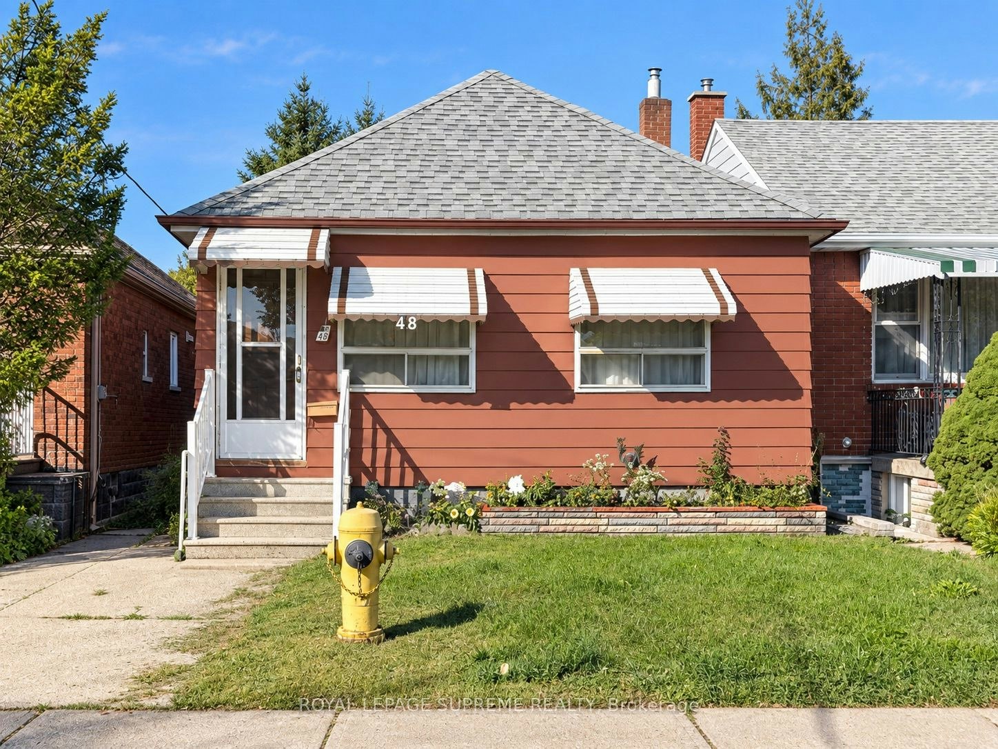 48 Mould Avenue, Toronto, ON, M6N 3Z9