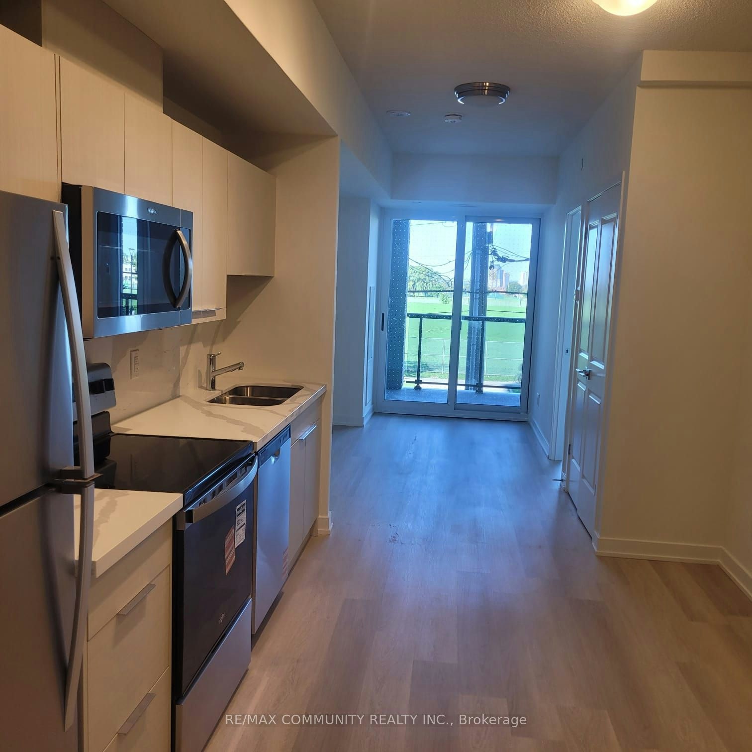 212-2825 Jane Street, Toronto, ON, M3N 0A8 - 4