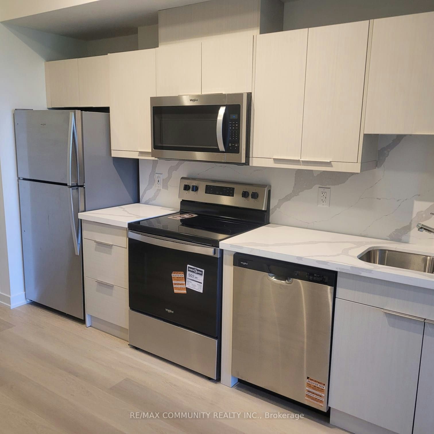 212-2825 Jane Street, Toronto, ON, M3N 0A8 - 6