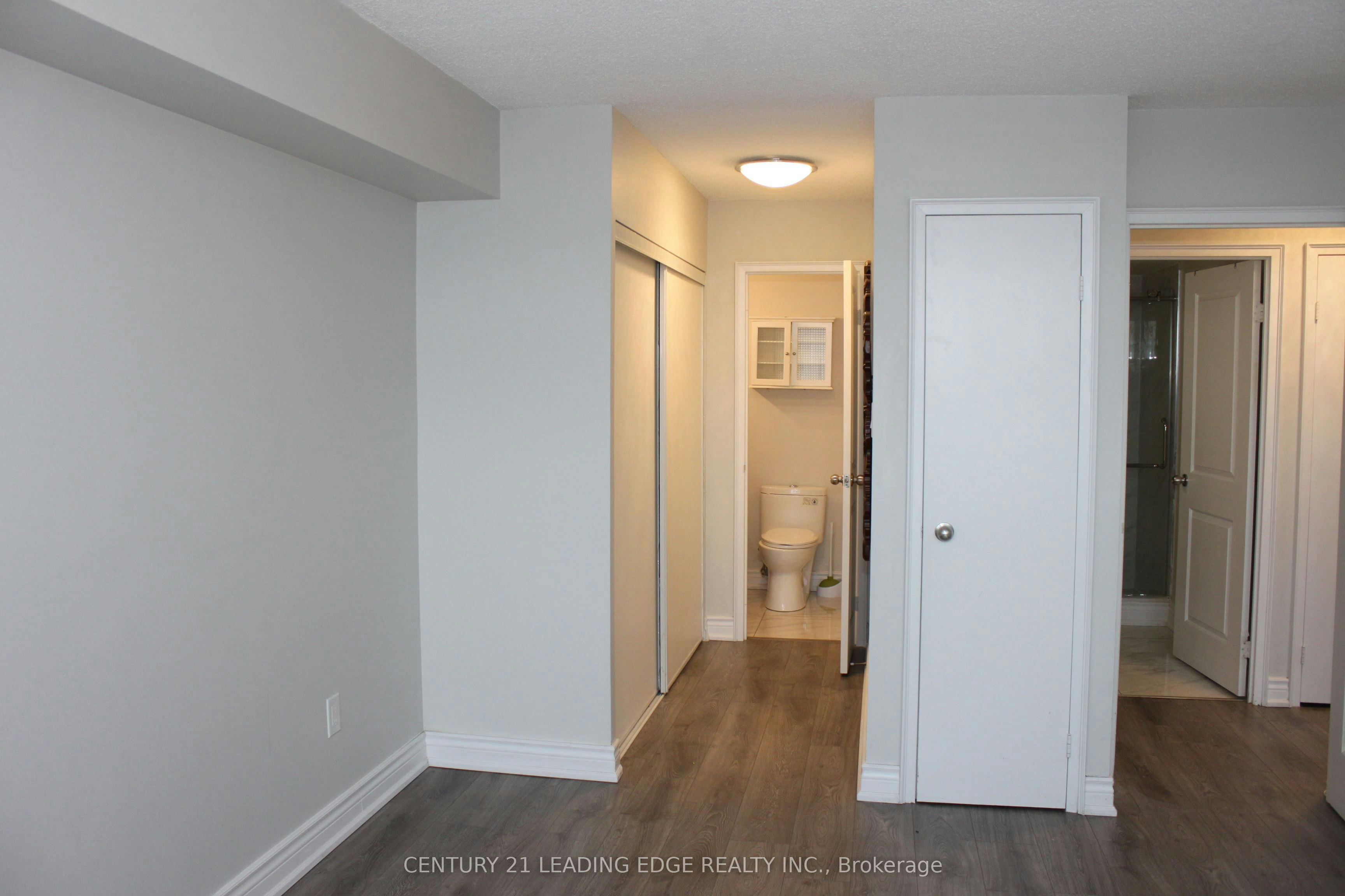 2002-8 Lisa Street, Brampton, ON, L6T 4S6 - 19