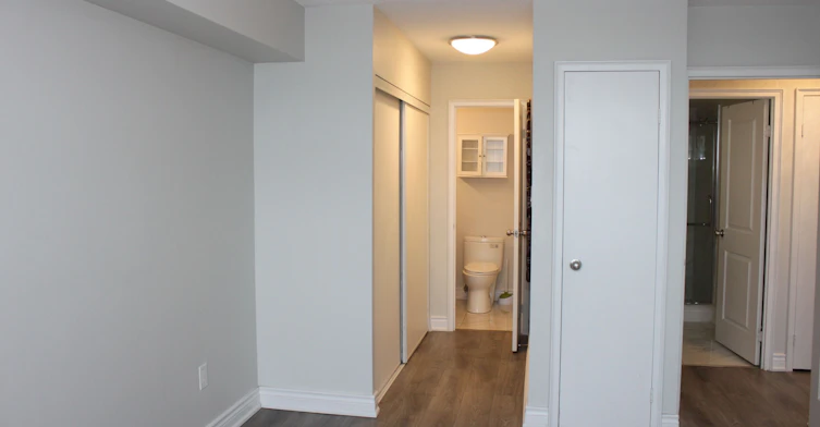 2002-8 Lisa Street, Brampton, ON, L6T 4S6 - 19