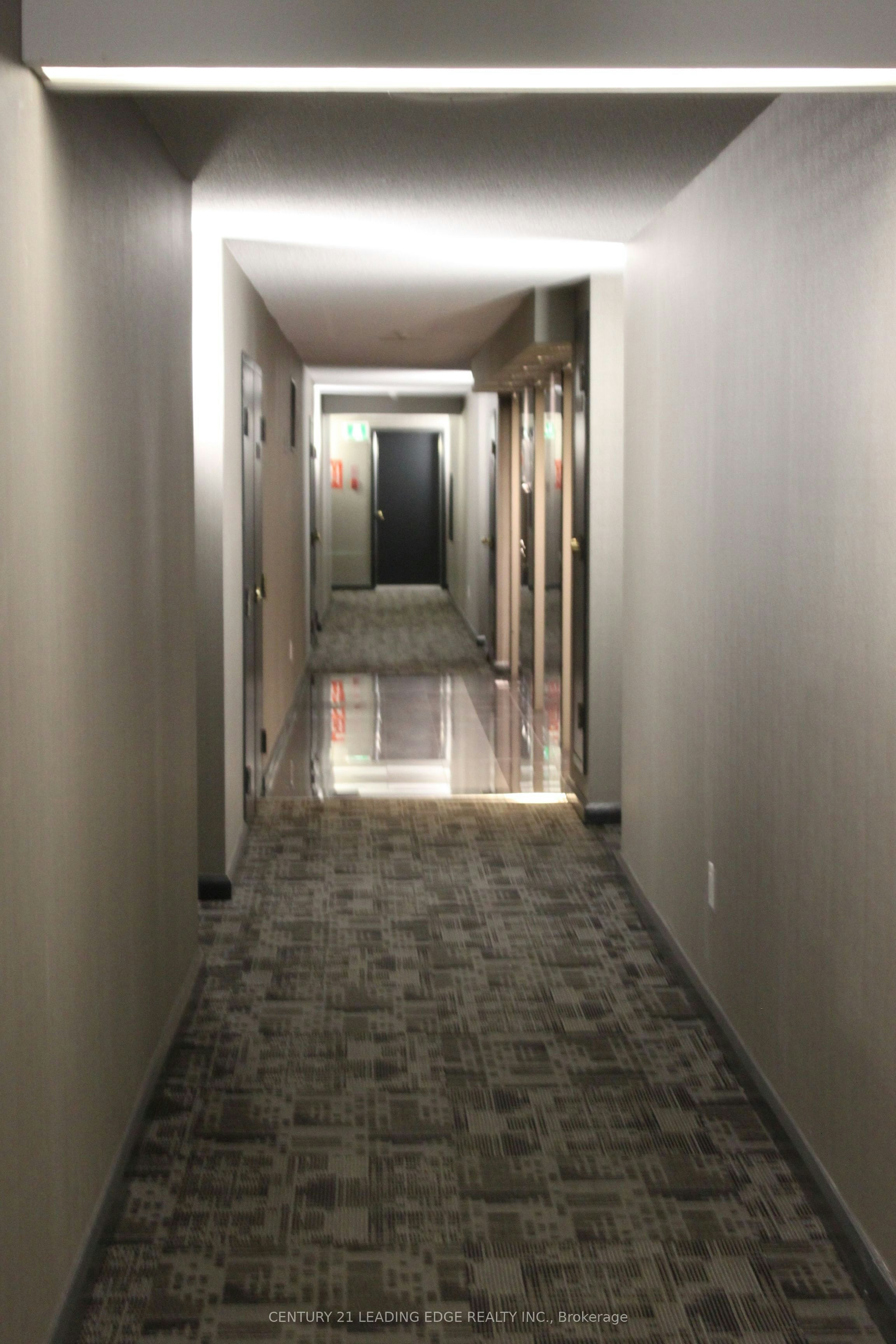 2002-8 Lisa Street, Brampton, ON, L6T 4S6 - 7