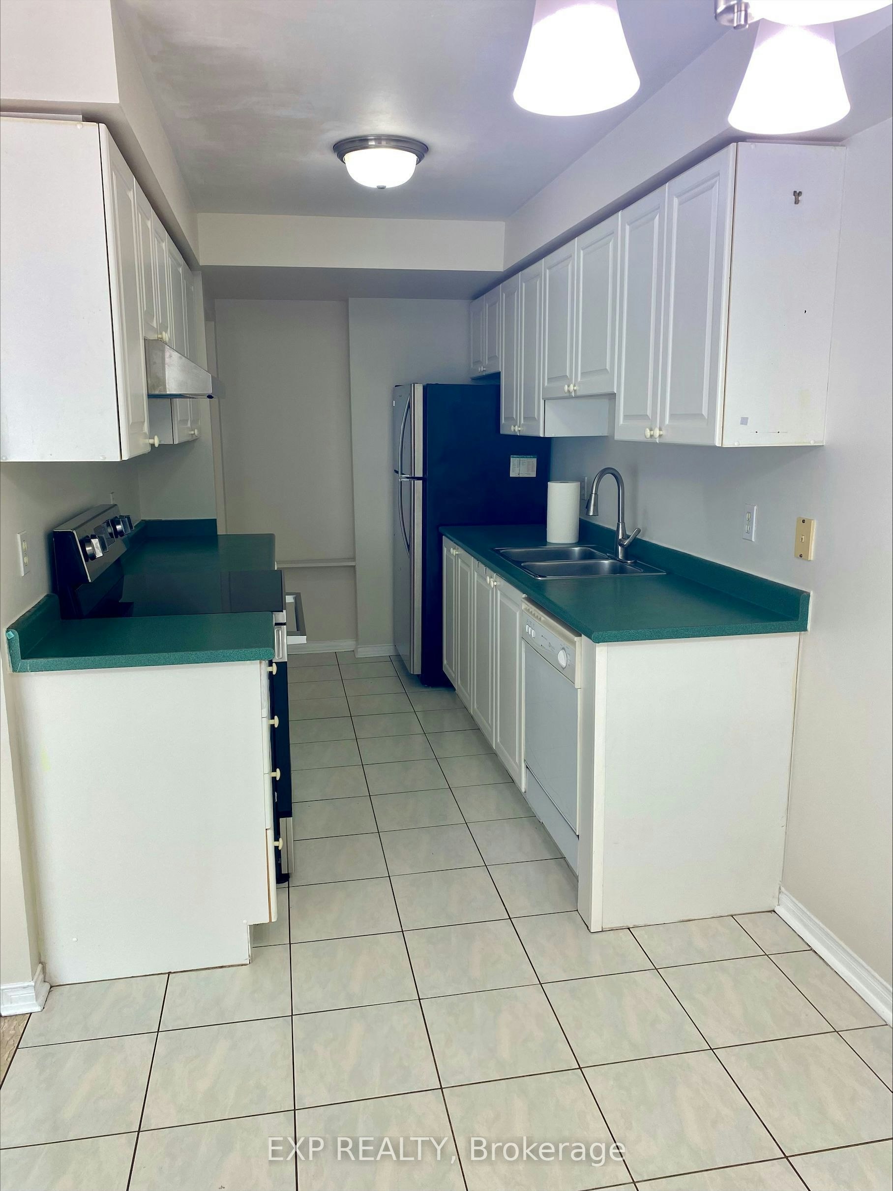 5526 Creditrise Place, Mississauga, ON, L5M 6E3 - 7
