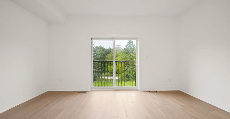 11-6636 Clock Court, Mississauga, ON, L5W 1N2 - 8