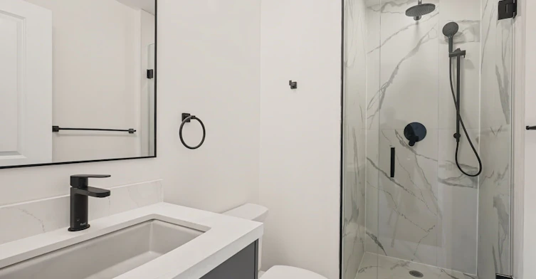 11-6636 Clock Court, Mississauga, ON, L5W 1N2 - 10