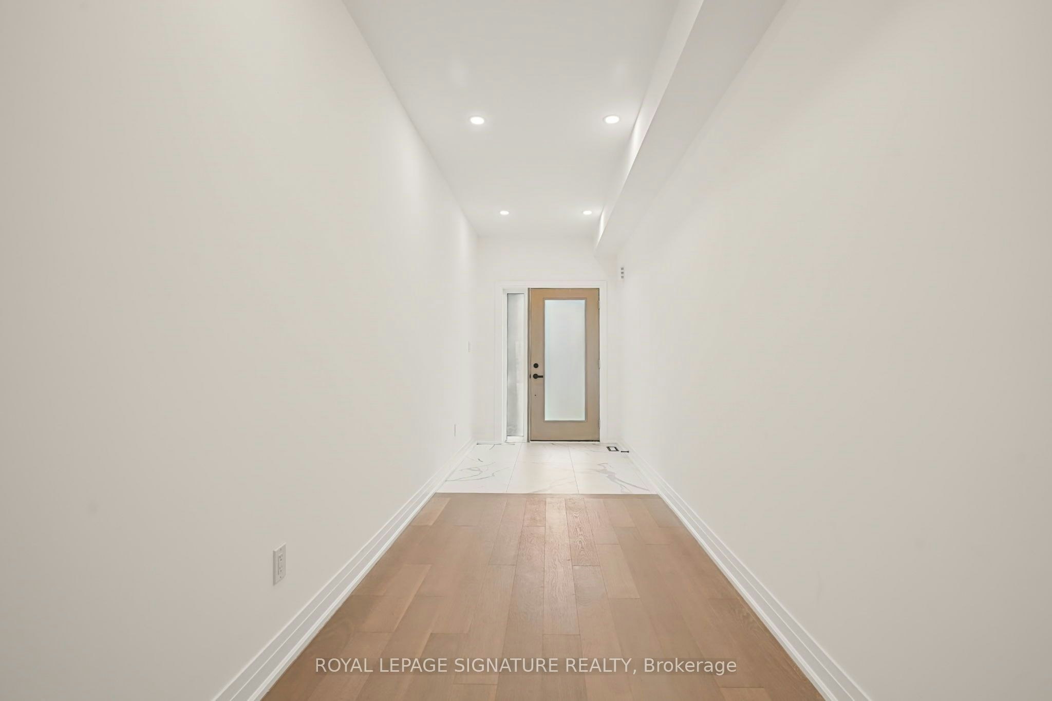 11-6636 Clock Court, Mississauga, ON, L5W 1N2 - 4
