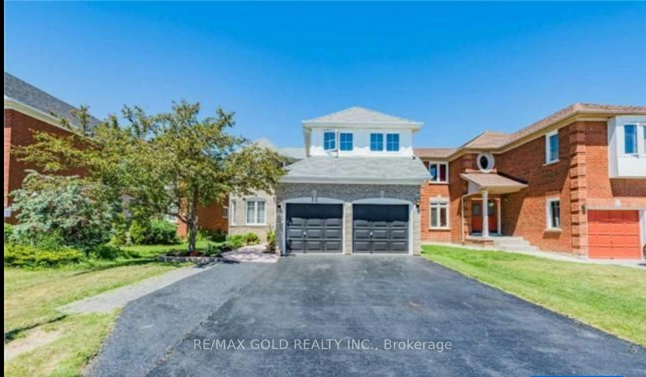 31 Hollybush Street, Brampton, ON, L6R 1A6