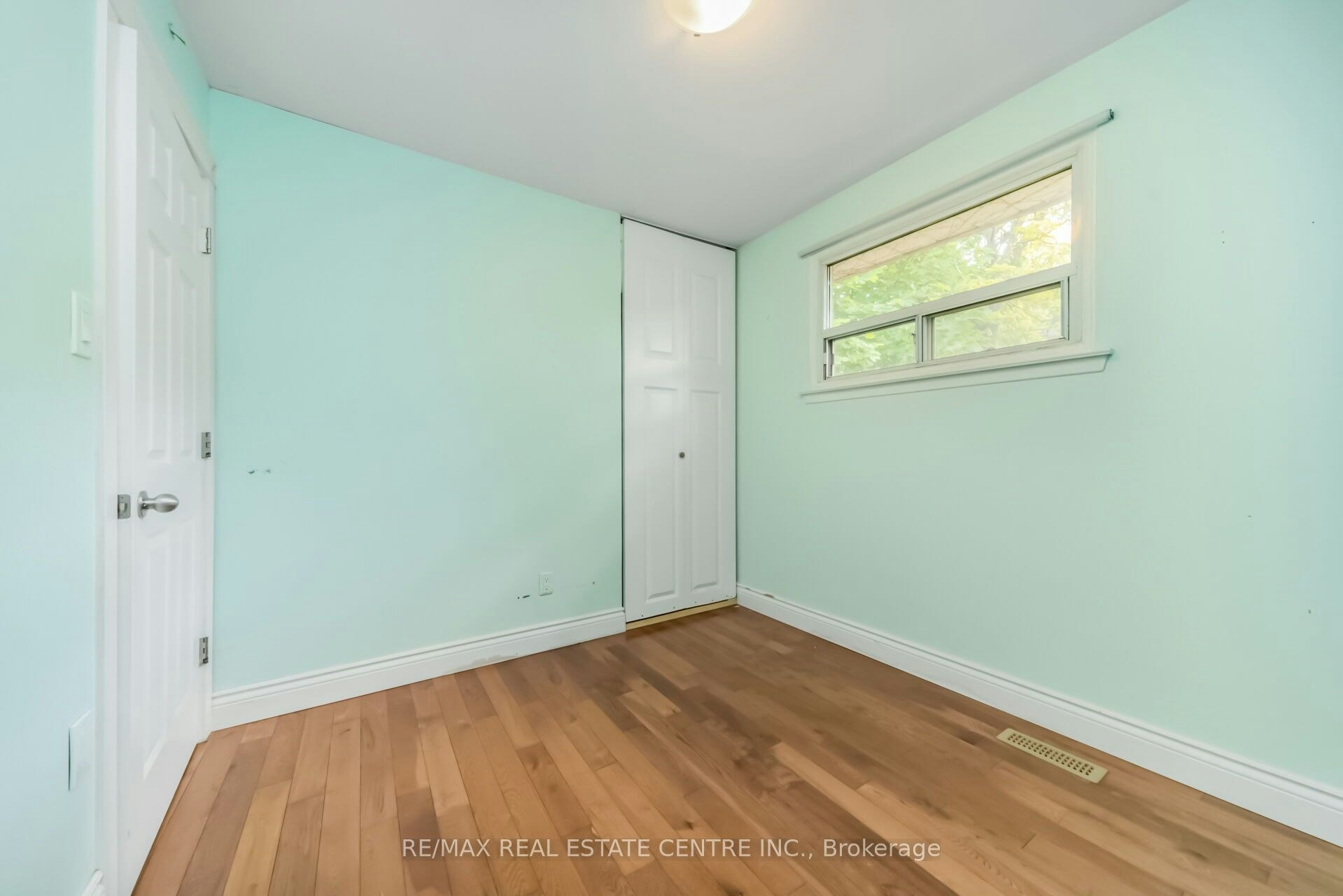 (Main)-126 Culham Street, Oakville, ON, L6H 1G5 - 11