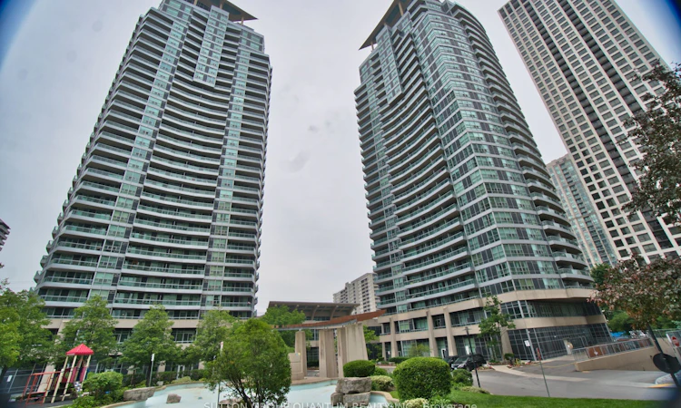 2705-1 Elm Drive W