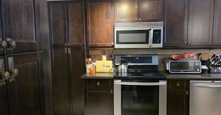 15 Twenty Ninth Street, Toronto, ON, M8W 3A9 - 3