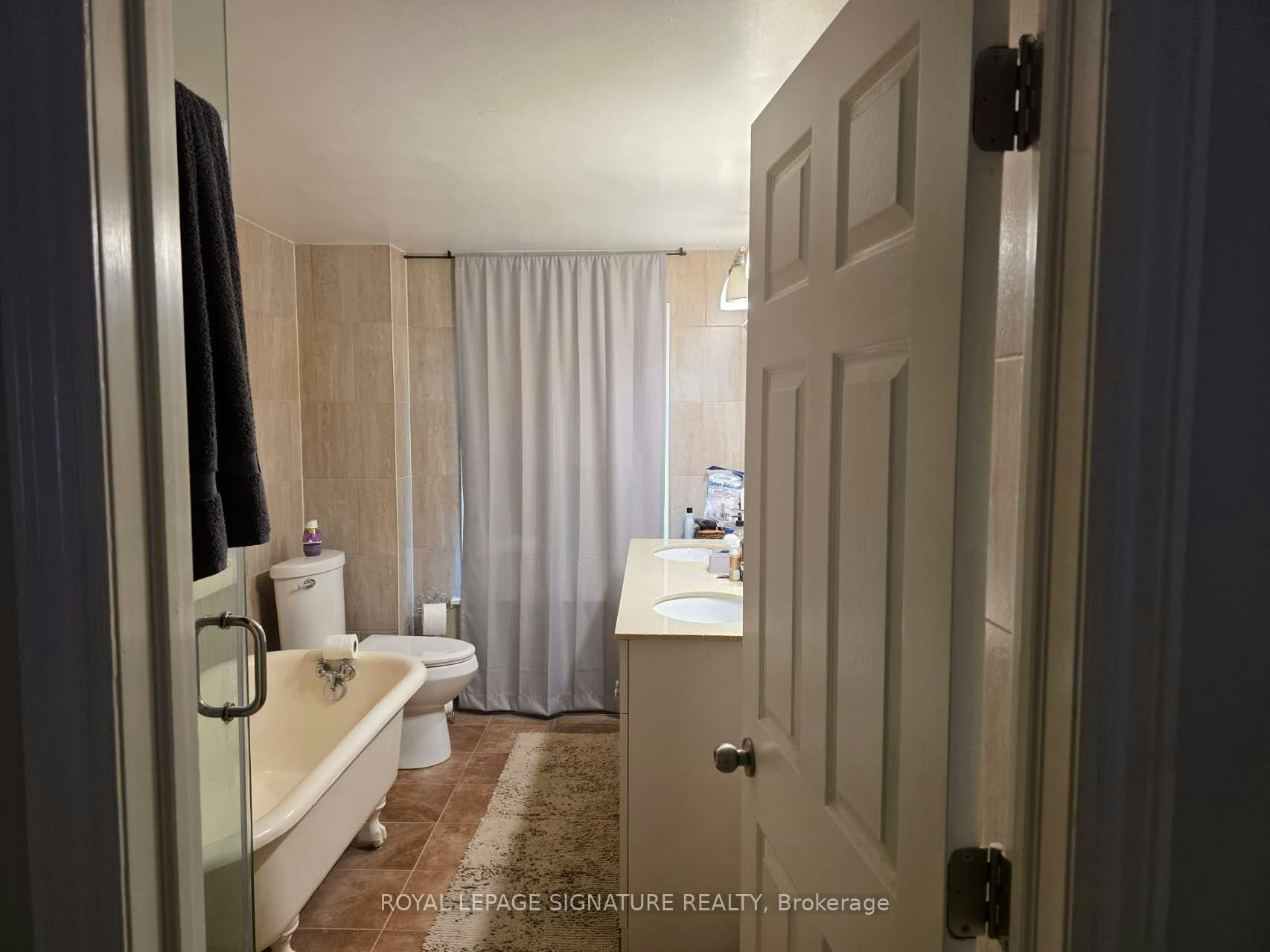 15 Twenty Ninth Street, Toronto, ON, M8W 3A9 - 5