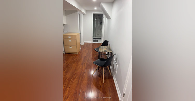 Lower-314 Harrowsmith Drive, Mississauga, ON, L5R 1P7 - 8