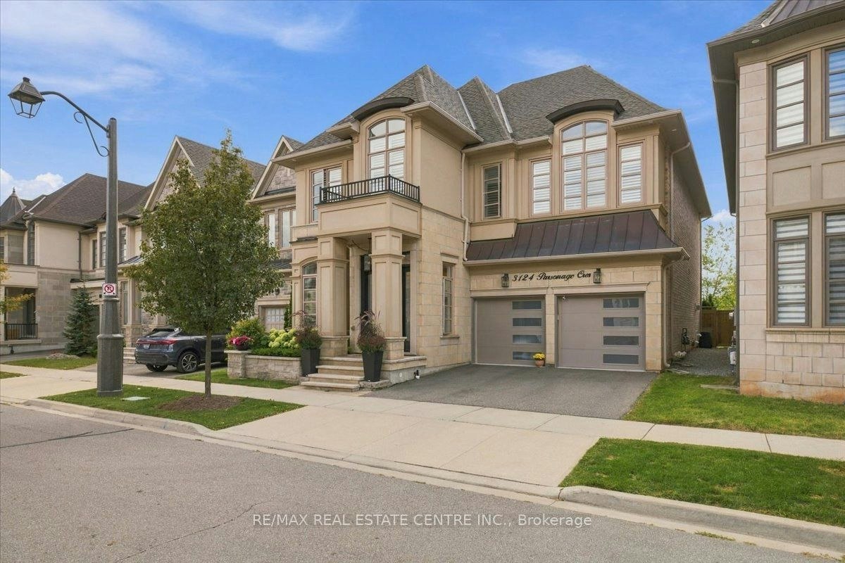 3124 Parsonage Crescent, Oakville, ON, L6H 0T9
