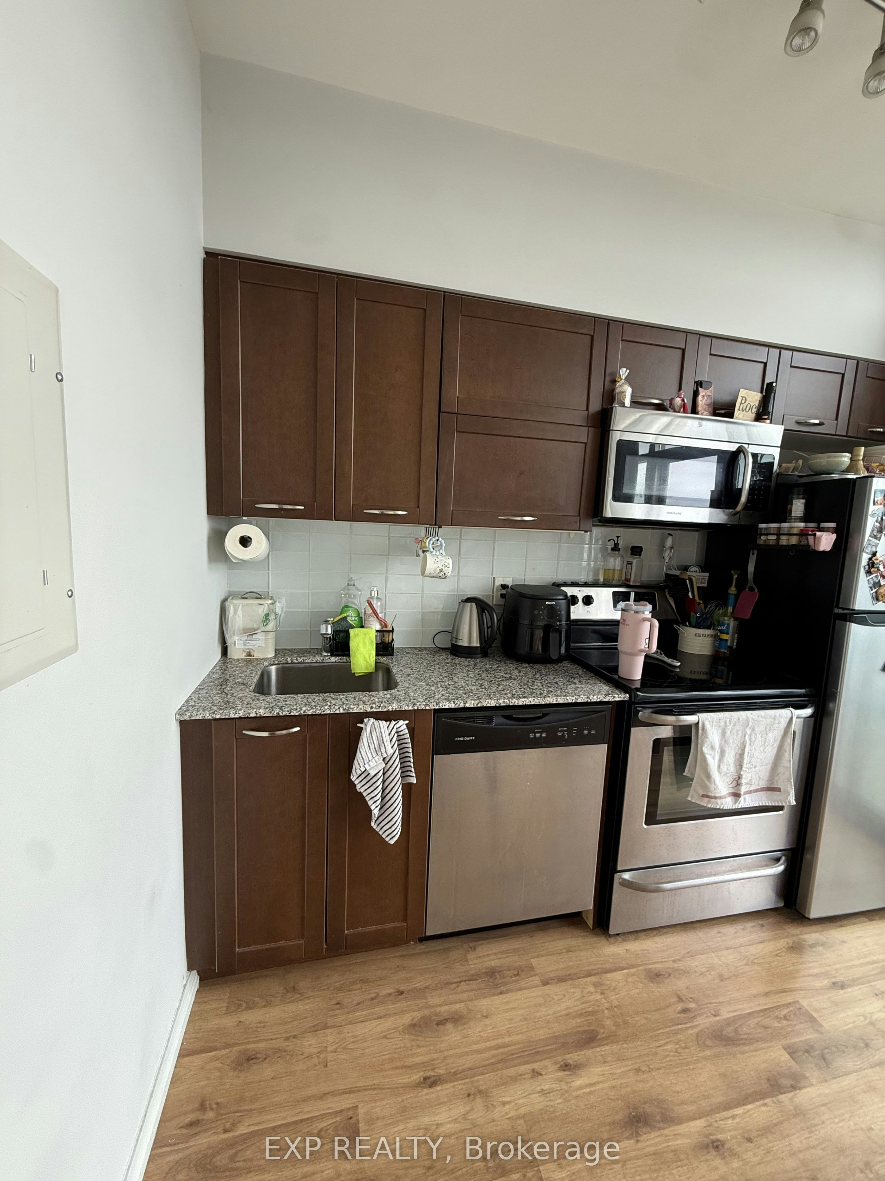 2208-38 Joe Shuster Way, Toronto, ON, M6K 0A5 - 7
