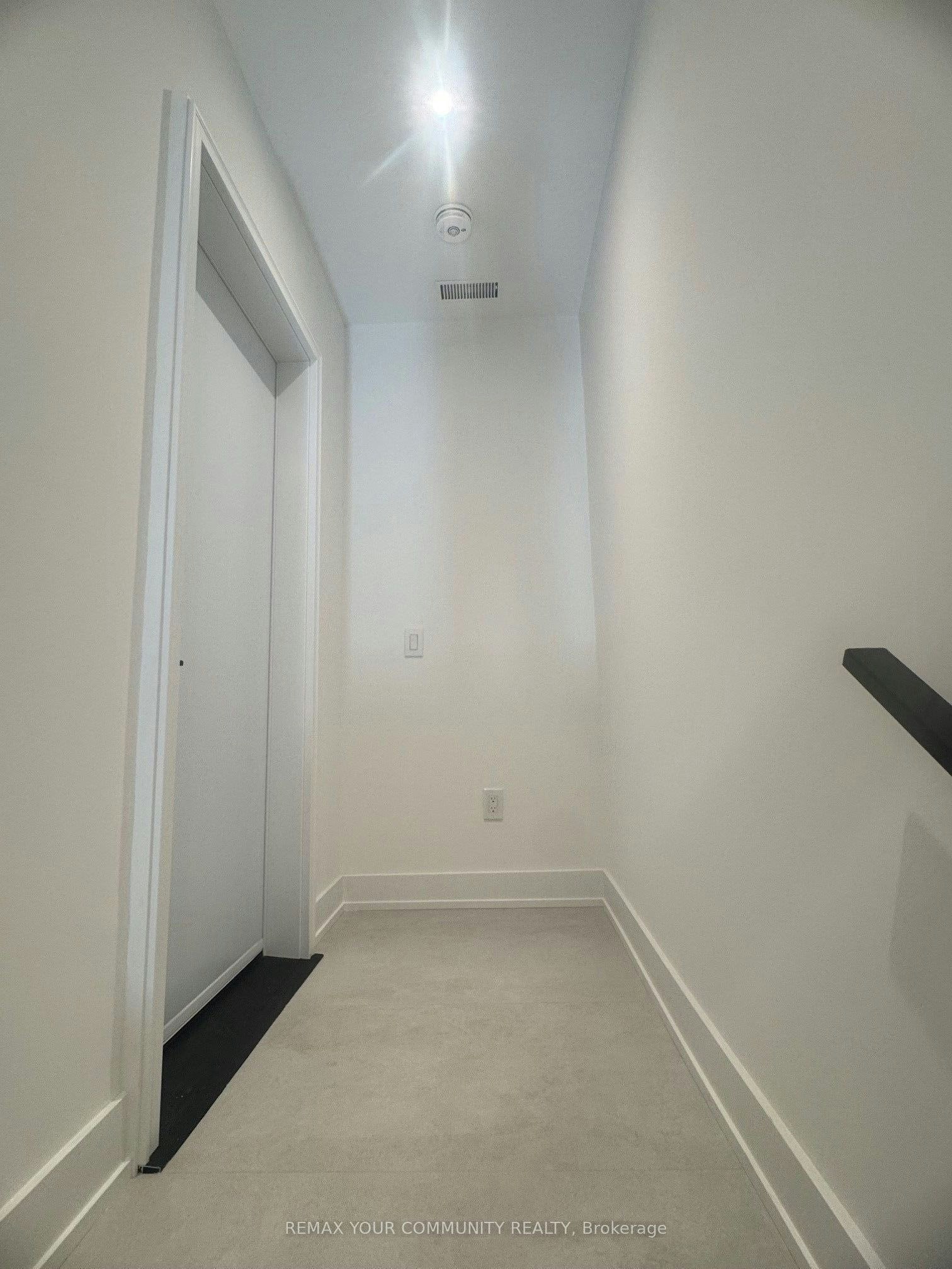 3-222 Belgravia Avenue, Toronto, ON, M6E 2M8