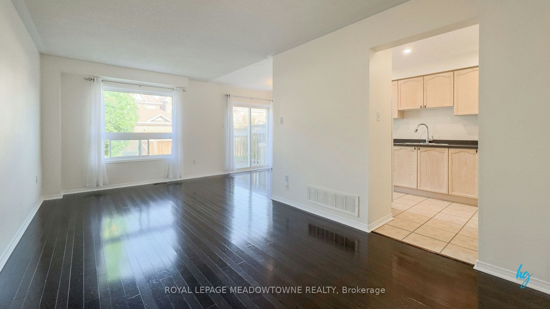 3561 Southwick Street, Mississauga, ON, L5M 7C4 - 4