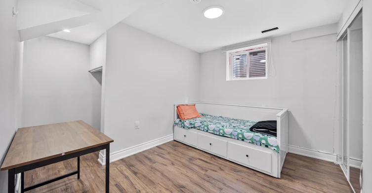Bsmt-6 Madoc Drive, Brampton, ON, L6V 1Z9 - 11