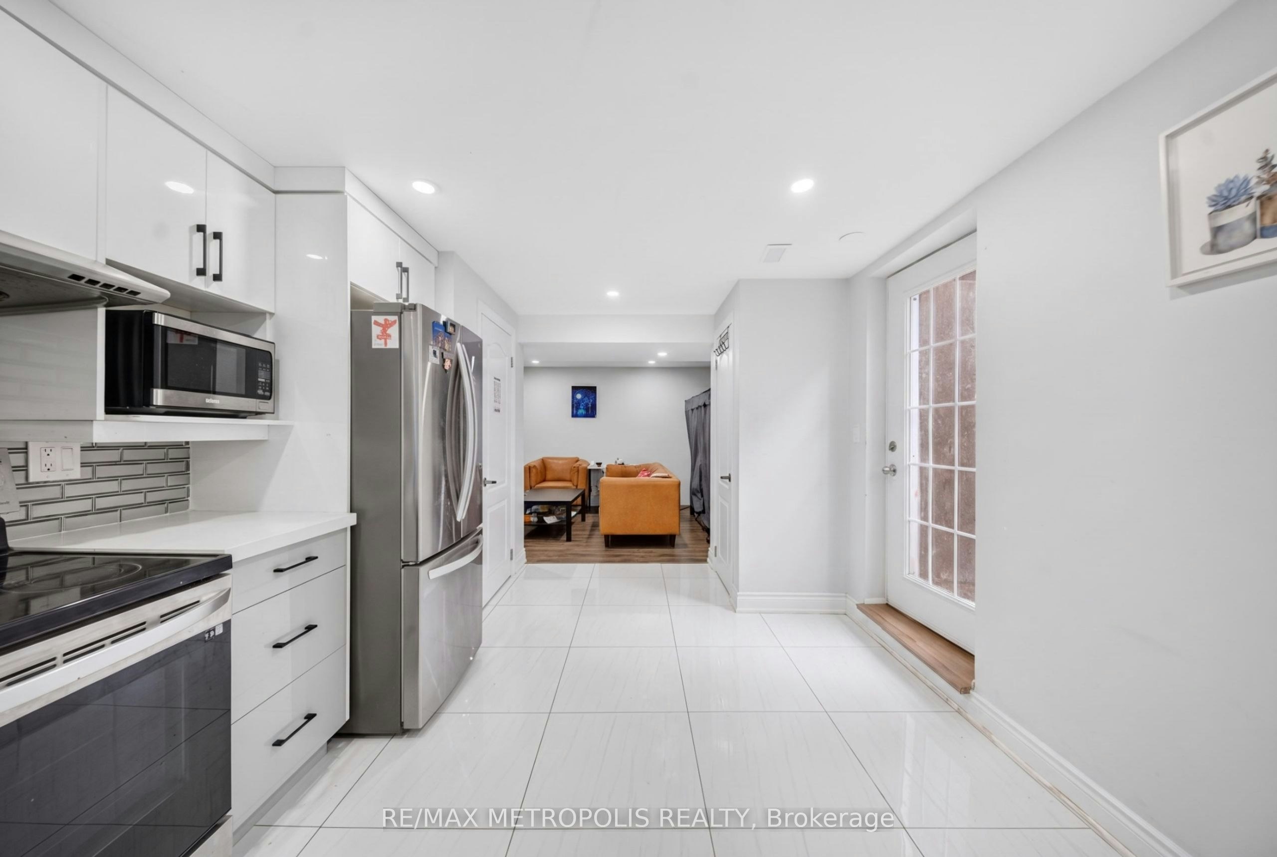 Bsmt-6 Madoc Drive, Brampton, ON, L6V 1Z9 - 6