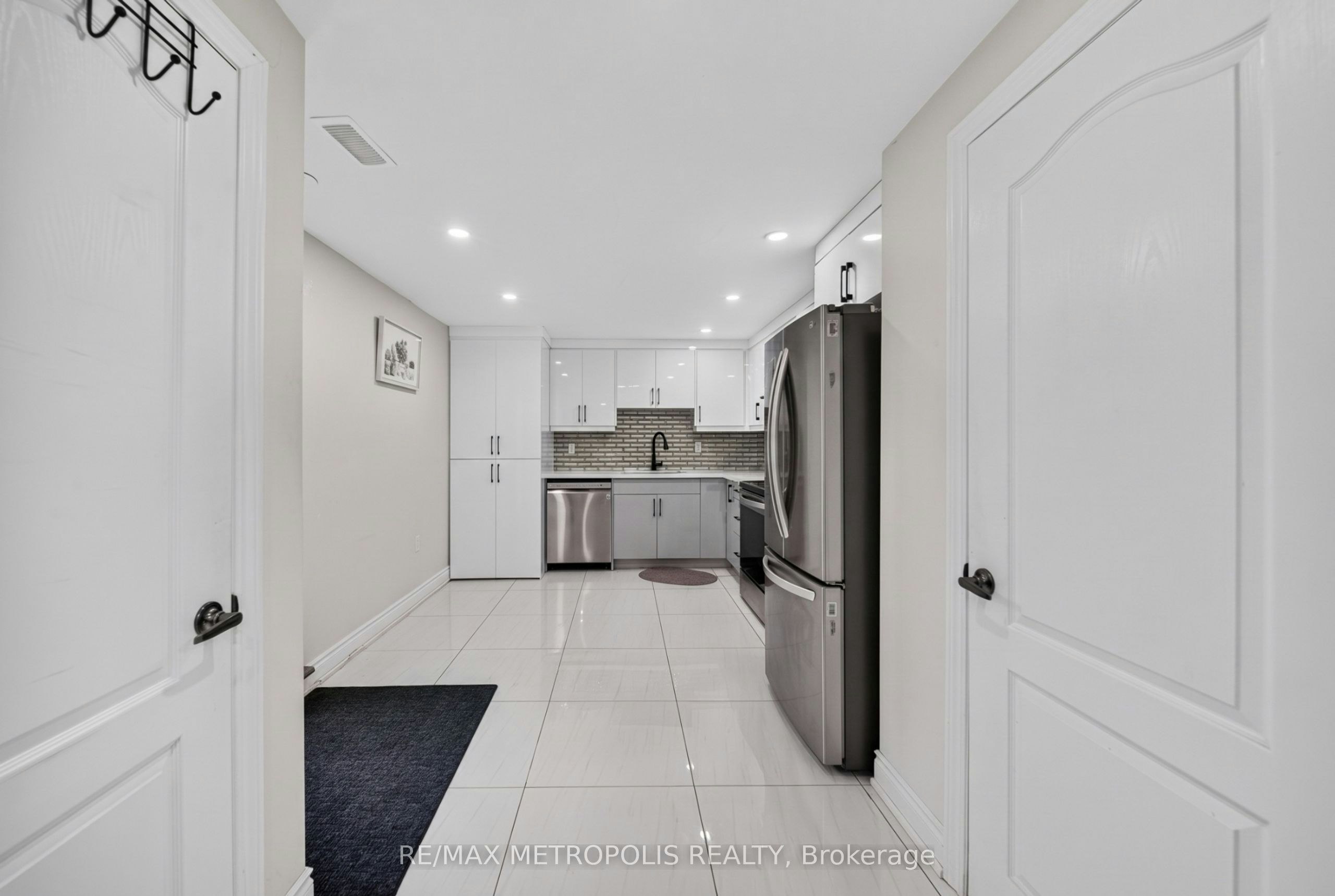 Bsmt-6 Madoc Drive, Brampton, ON, L6V 1Z9 - 5