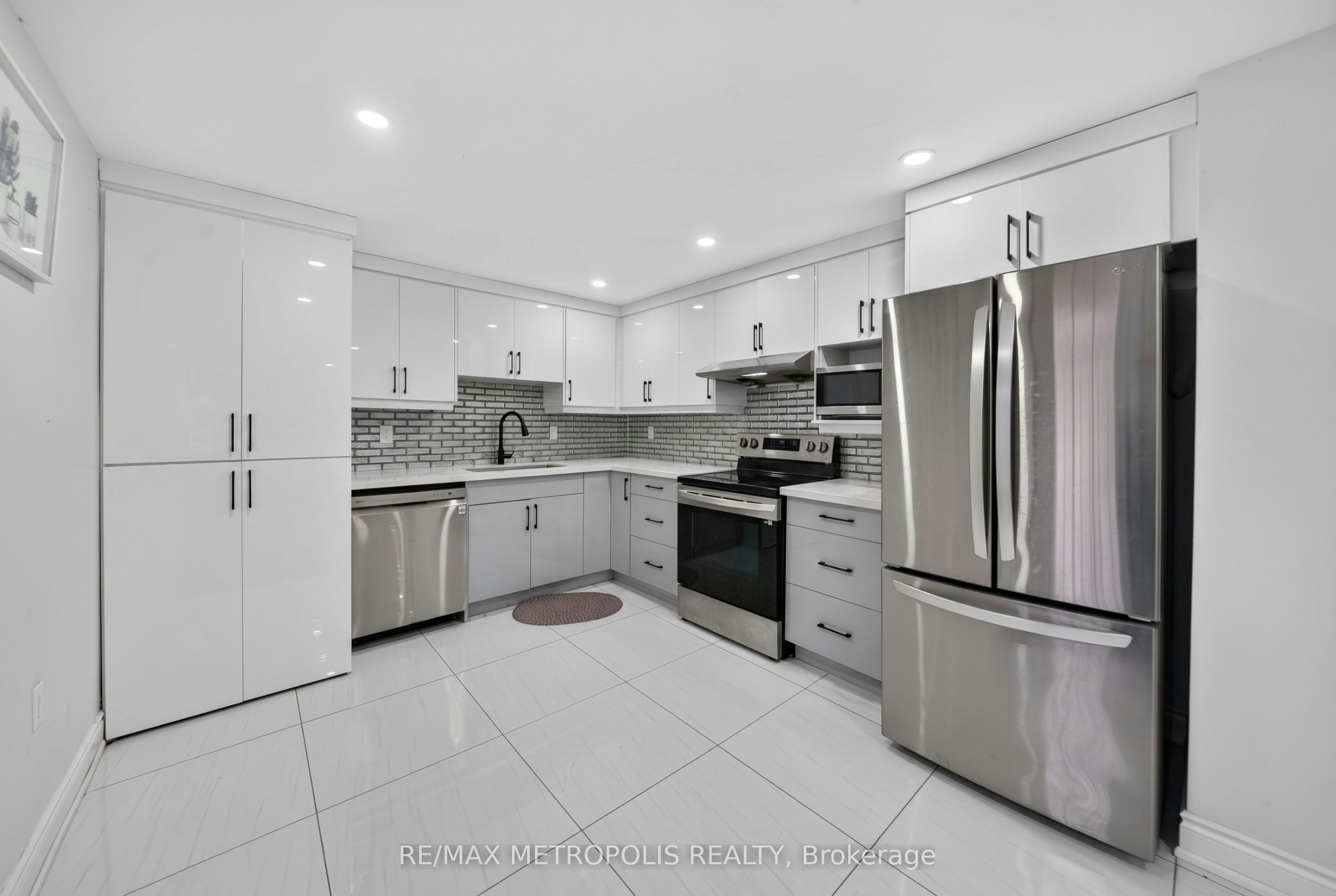 Bsmt-6 Madoc Drive, Brampton, ON, L6V 1Z9 - 4