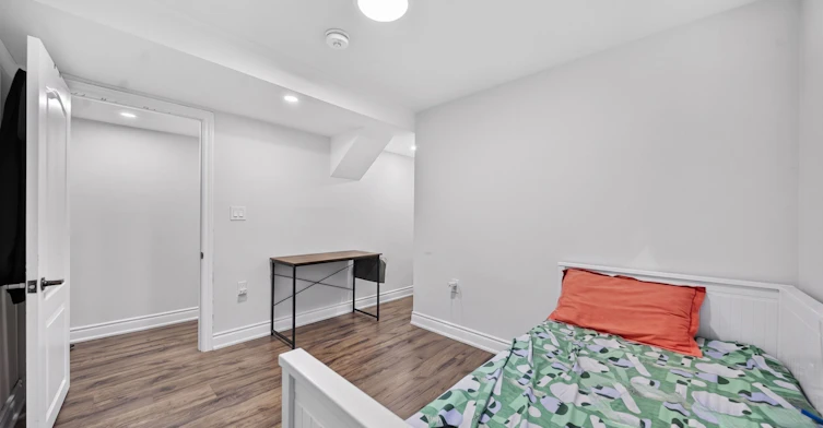Bsmt-6 Madoc Drive, Brampton, ON, L6V 1Z9 - 12