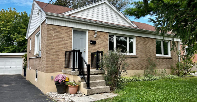 26 Compton Crescent, Toronto, ON, M3M 2C2